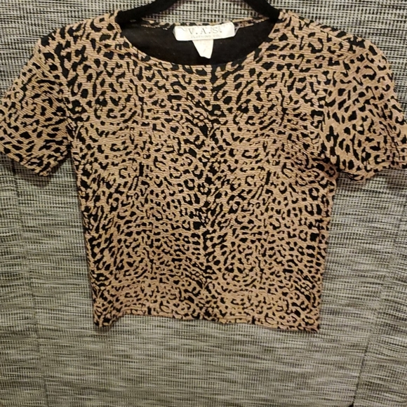 V.A.S Leopard Top S.    C - Picture 1 of 4